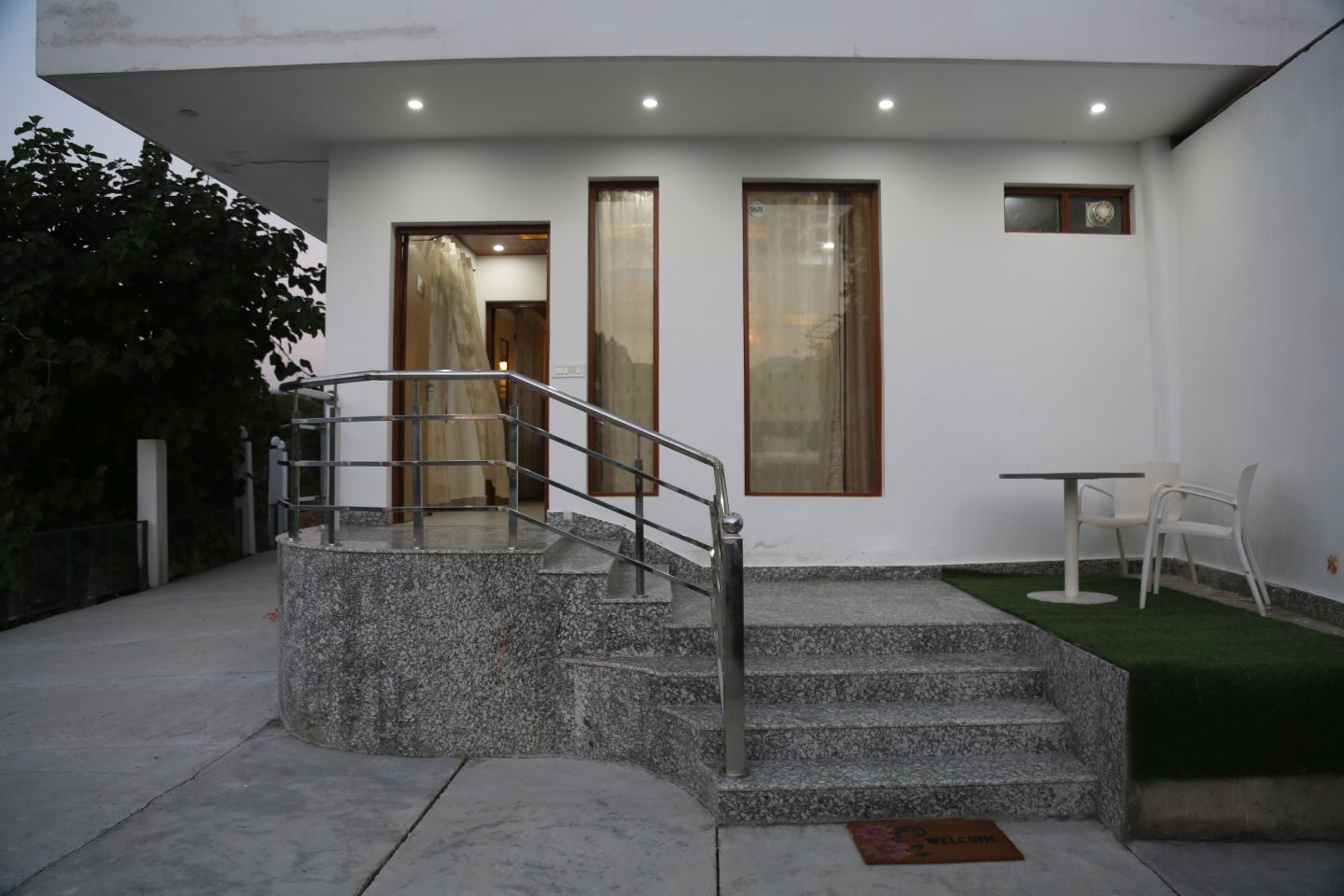 Executive Suite exterior steps and entry