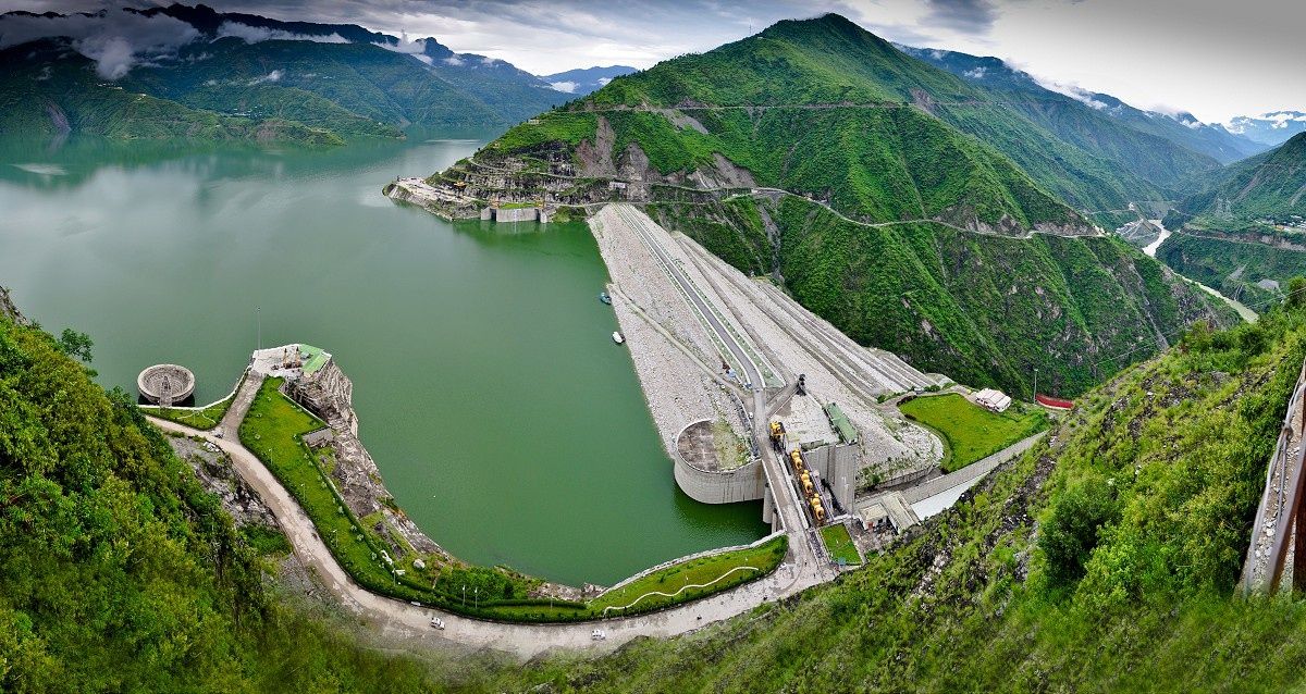 Lake viewpoints near Tehri Lake & Dam