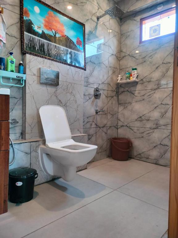 Private bathroom with stone finish